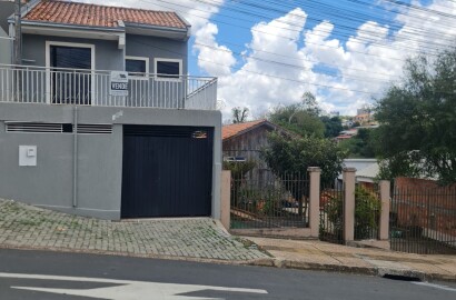 SOBRADOS 3 QUARTOS EM UVARANAS / PONTA GROSSA