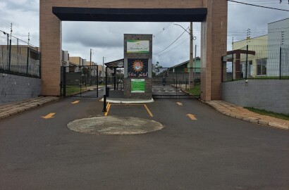 CASA NO CONDOMÍNIO MORADA DO SOL