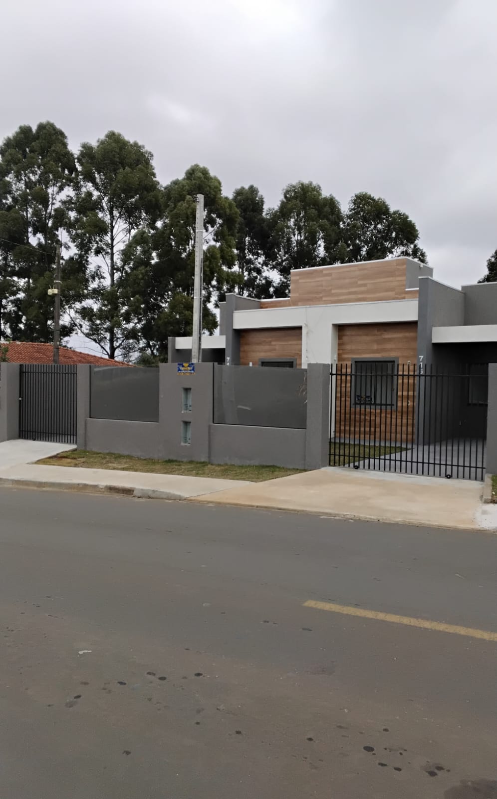 Casa 3 quartos com grande espaço de terreno