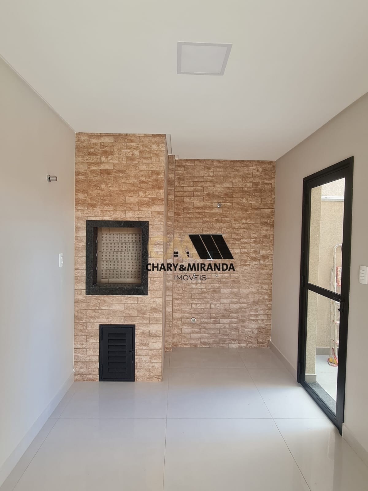 SOBRADOS 3 QUARTOS NO JARDIM CARVALHO/ PONTA GROSSA