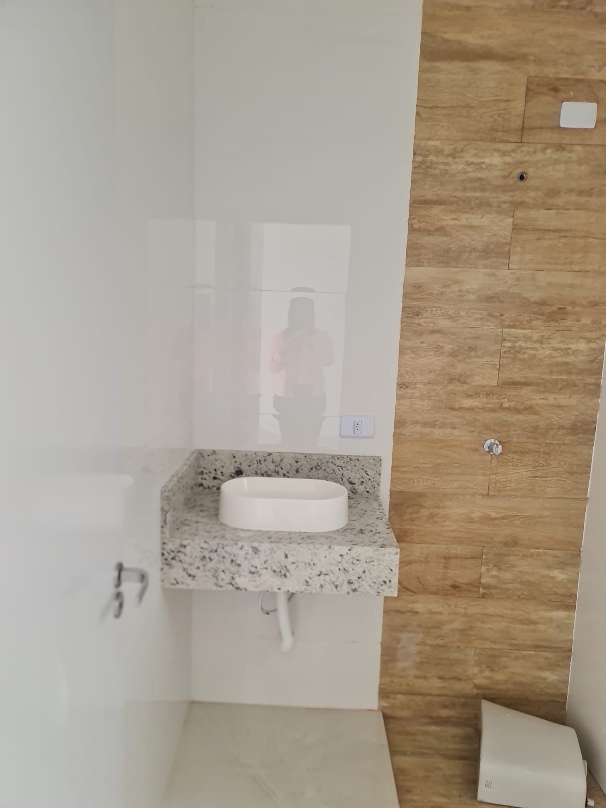 CASA 3 QUARTOS NO BAIRRO GSP