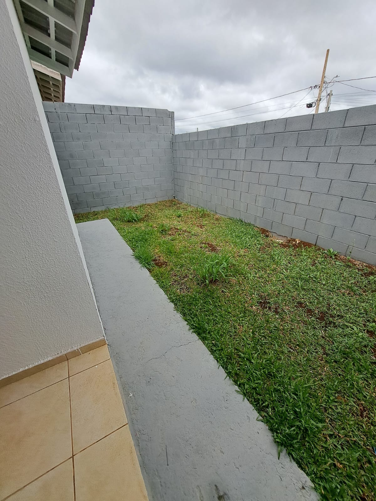 CASA NO CONDOMÍNIO MORADA DO SOL