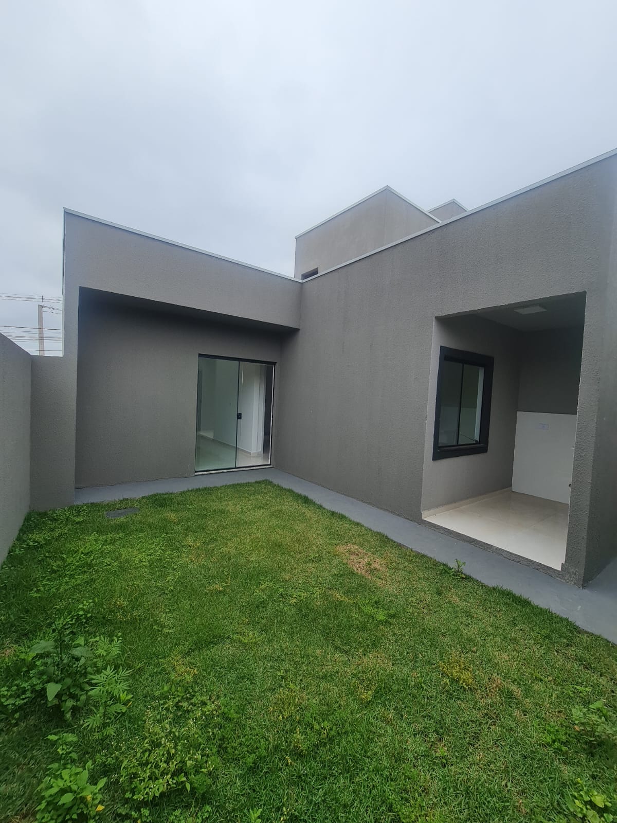 CASA 3 QUARTOS NO BAIRRO GSP