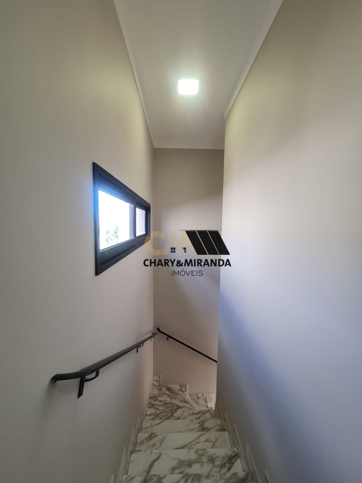 SOBRADOS 3 QUARTOS NO JARDIM CARVALHO/ PONTA GROSSA