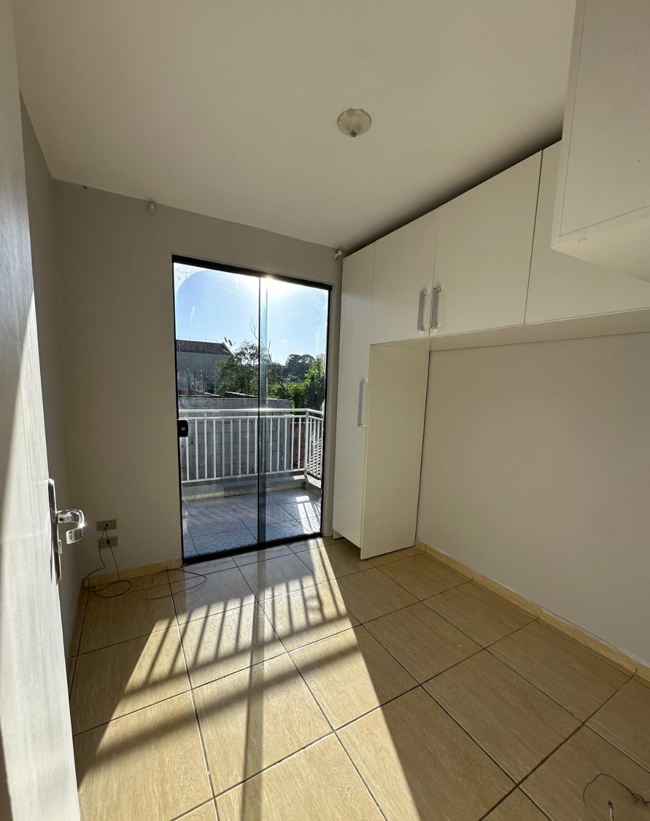 SOBRADOS 3 QUARTOS EM UVARANAS / PONTA GROSSA