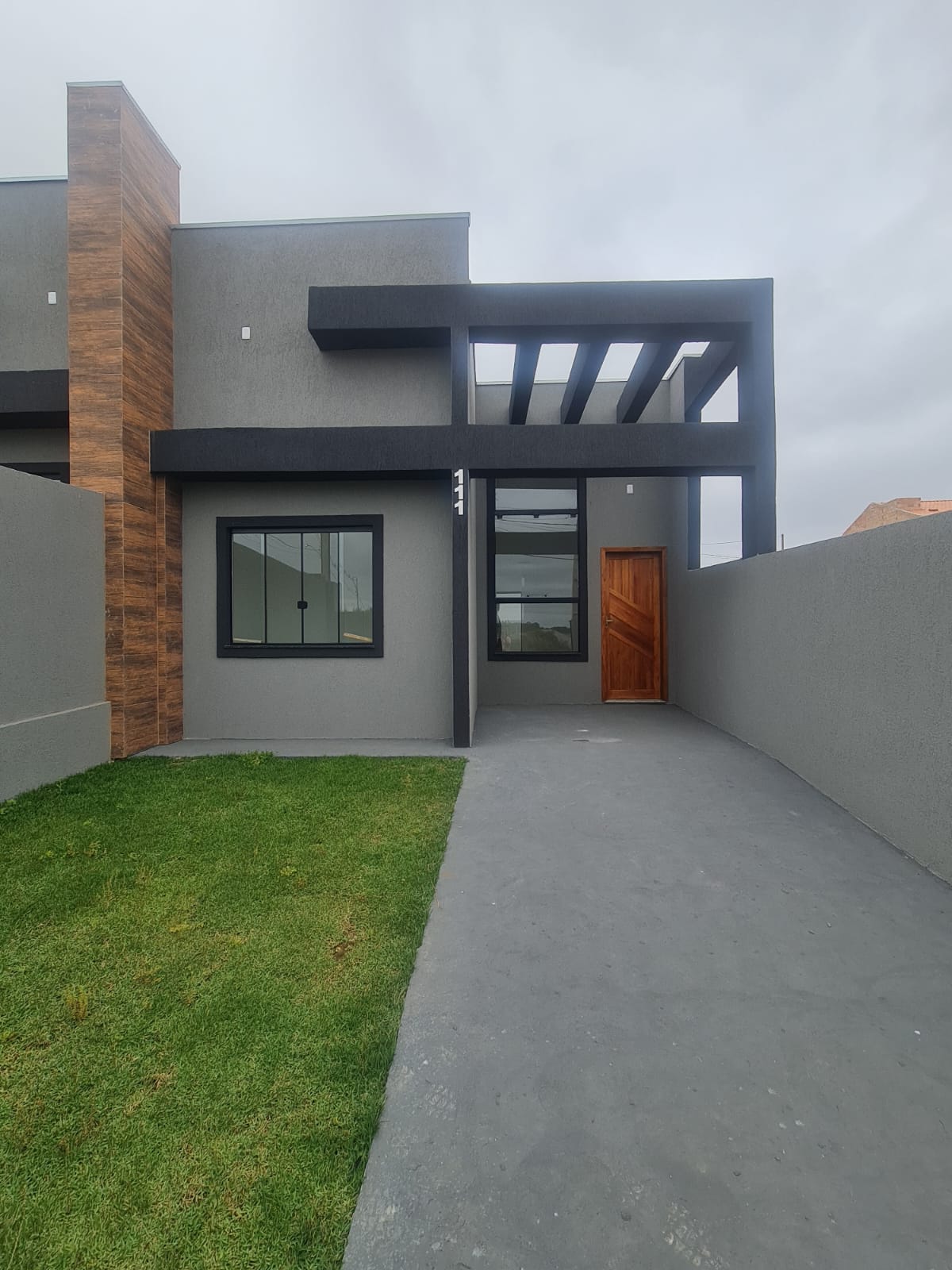 CASA 3 QUARTOS NO BAIRRO GSP