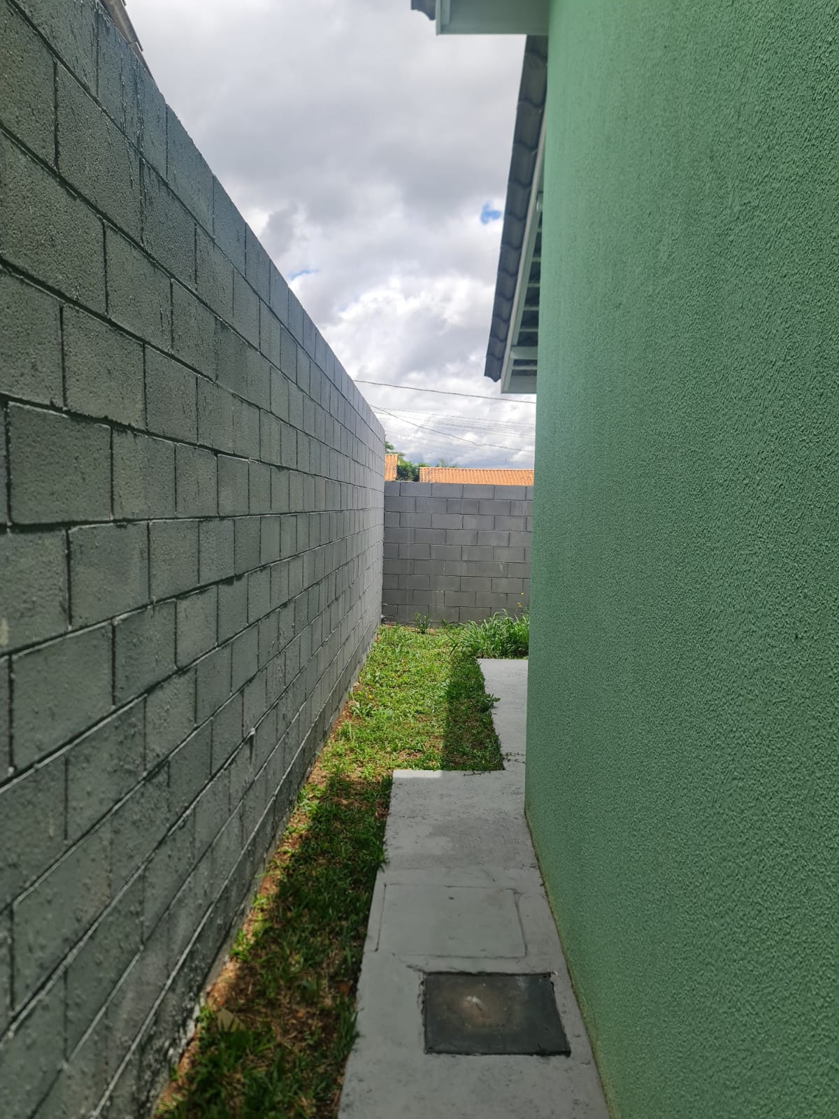 CASA NO CONDOMÍNIO MORADA DO SOL