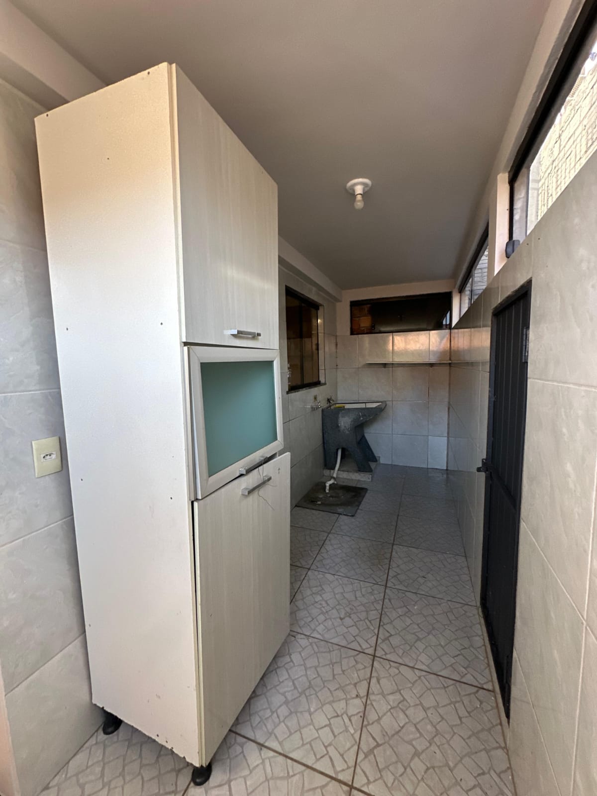 SOBRADOS 3 QUARTOS EM UVARANAS / PONTA GROSSA