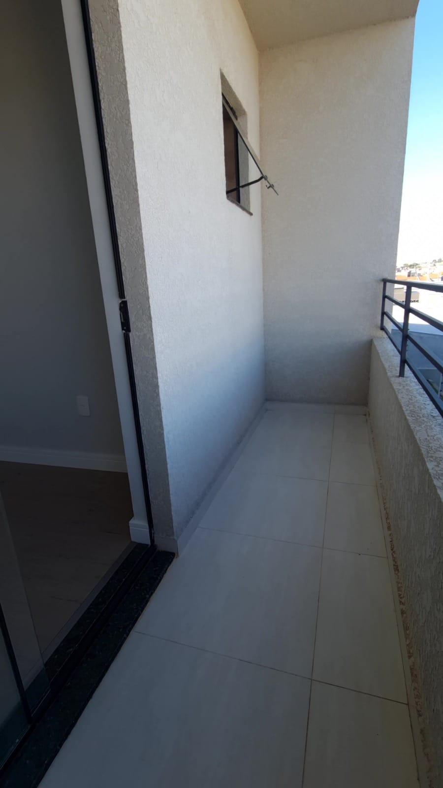 SOBRADO 2 QUARTOS NA AVENIDA PRINCIPAL DA NOVA PONTA GROSSA