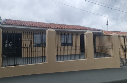 CASA REFORMADA NO BAIRRO SANTA PAULA