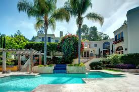 Apartamento de luxo na Avenida Alagados